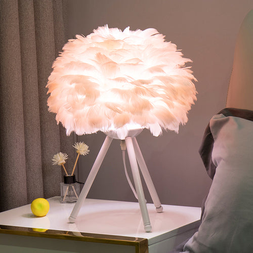 Feather Bedroom Table Lamp Modern Bedside Lamp Living Room Coffee Shop