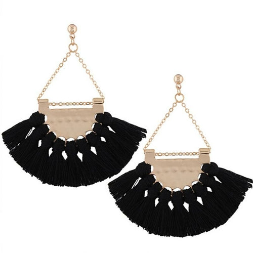 White Tassel EarringsTassel Earrings-White Earrings-White Tassel Earrings for Women-Drop and Dangle Earrings
Lush tassels sweep along the bottom a hammered-metal hoop that provides a staEaringsEXPRESS WOMEN'S FASHIONRaspberry HadesWhite Tassel Earrings