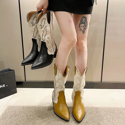 2023 Natural Embroidered Women Boots Leather Handmade Pointed Toe
