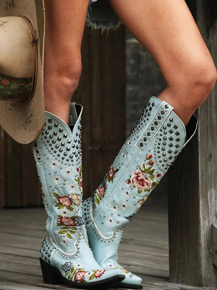 2023 New Flower Embroidered Rivet Western Cowboy Boots Women Pointed