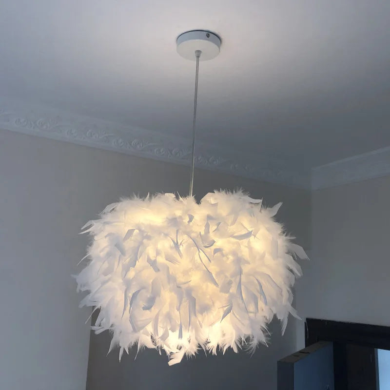 Mordern Feather Pendant Lamp E27 Lamp Holder Fairy Hanging Lamp Goose