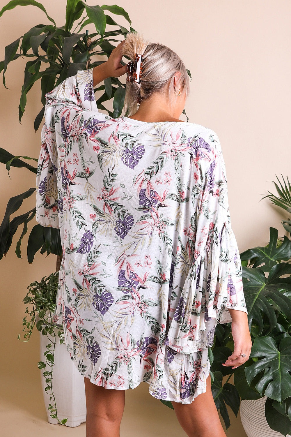 Tropical Leaves Draped Sleeve Kimono