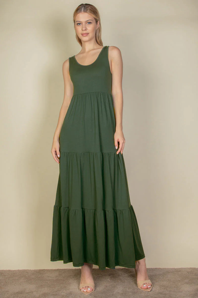 Solid Layered Hem Dress (CAPELLA)